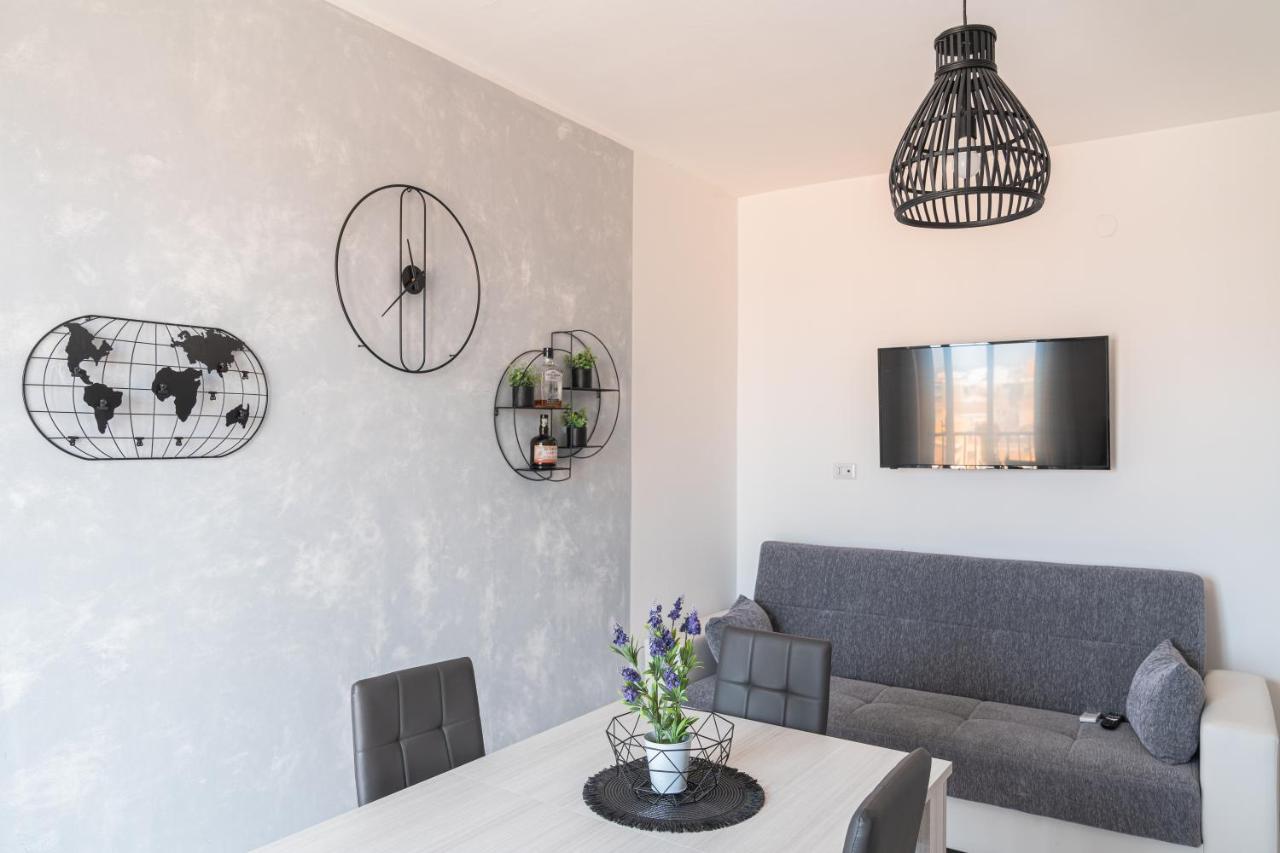 Almi - Guest Apartment Порто-Торрес Екстер'єр фото